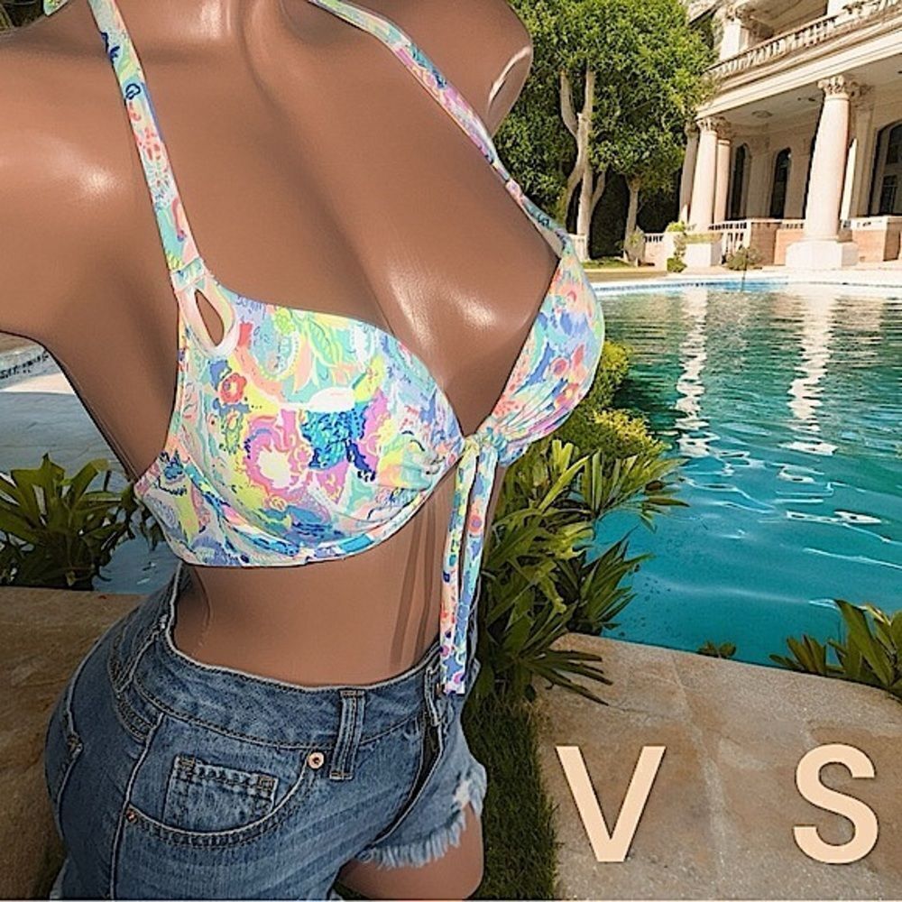 Victoria’s Secret Swimwear l Bikini Top l Underwire l Padded l 34 B l EUC